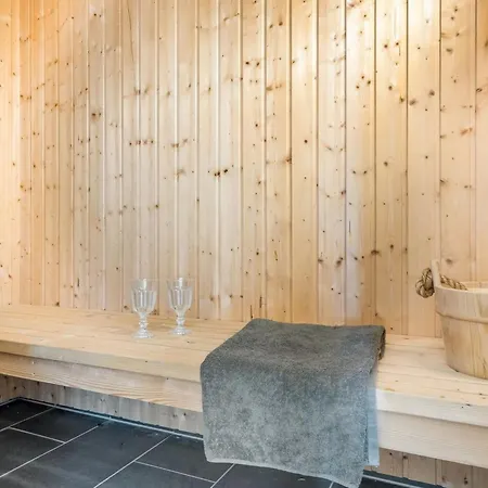 Chayton - 10m From The Sea By Interhome Hadsund